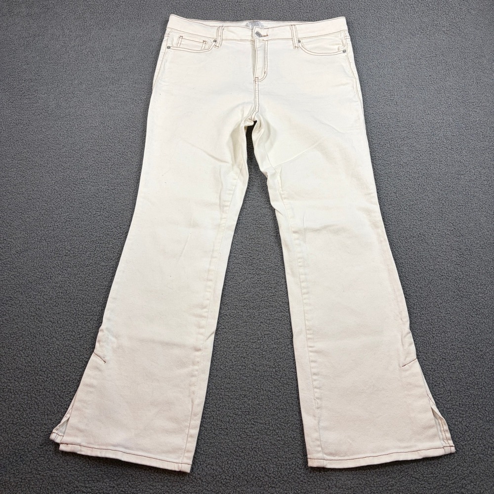 Time and Tru Jeans Womens 14 Cream Flare Leg Side Slit Denim 16 2786 NA Stretch